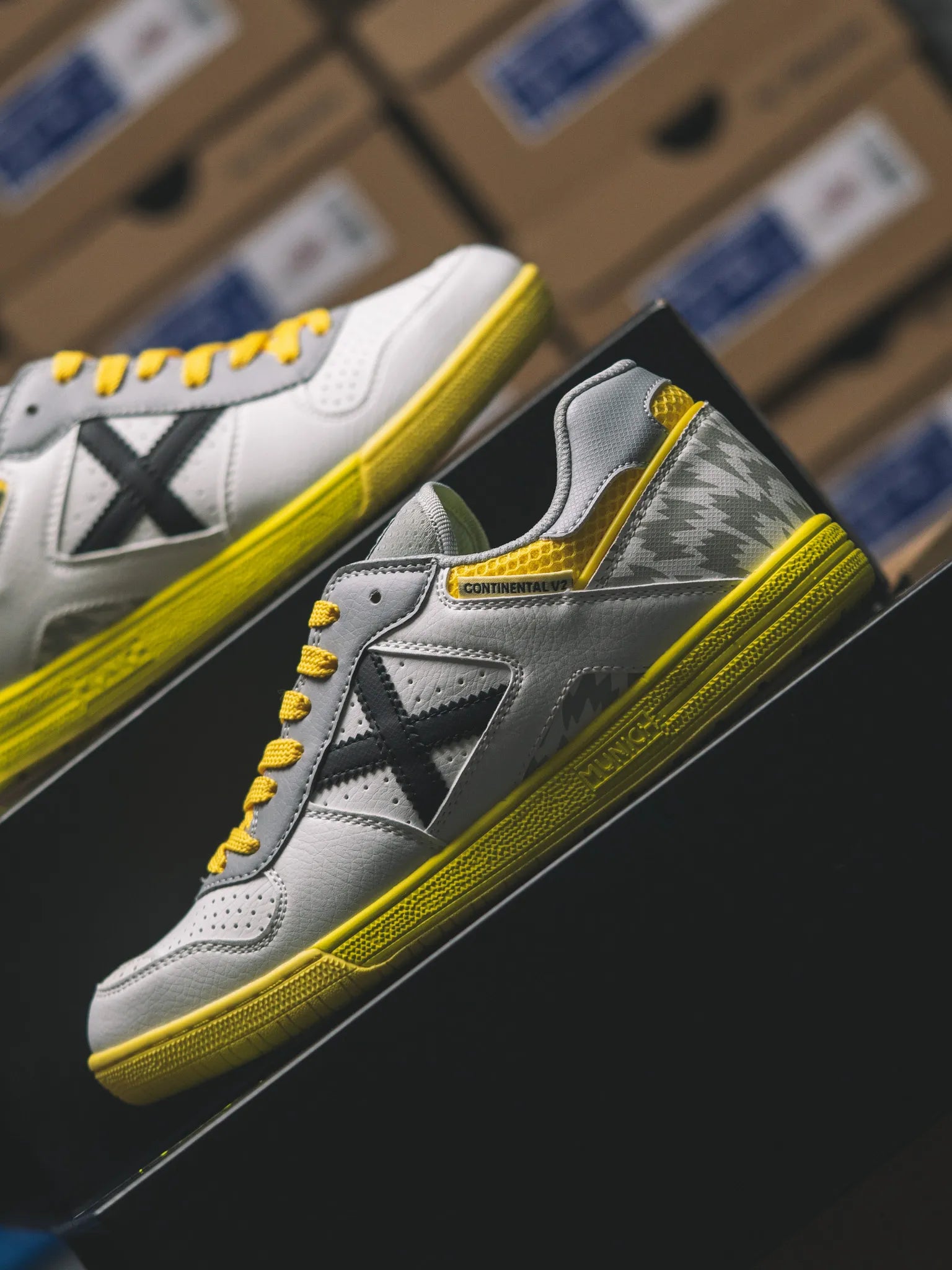 Continental V2 Amarillo