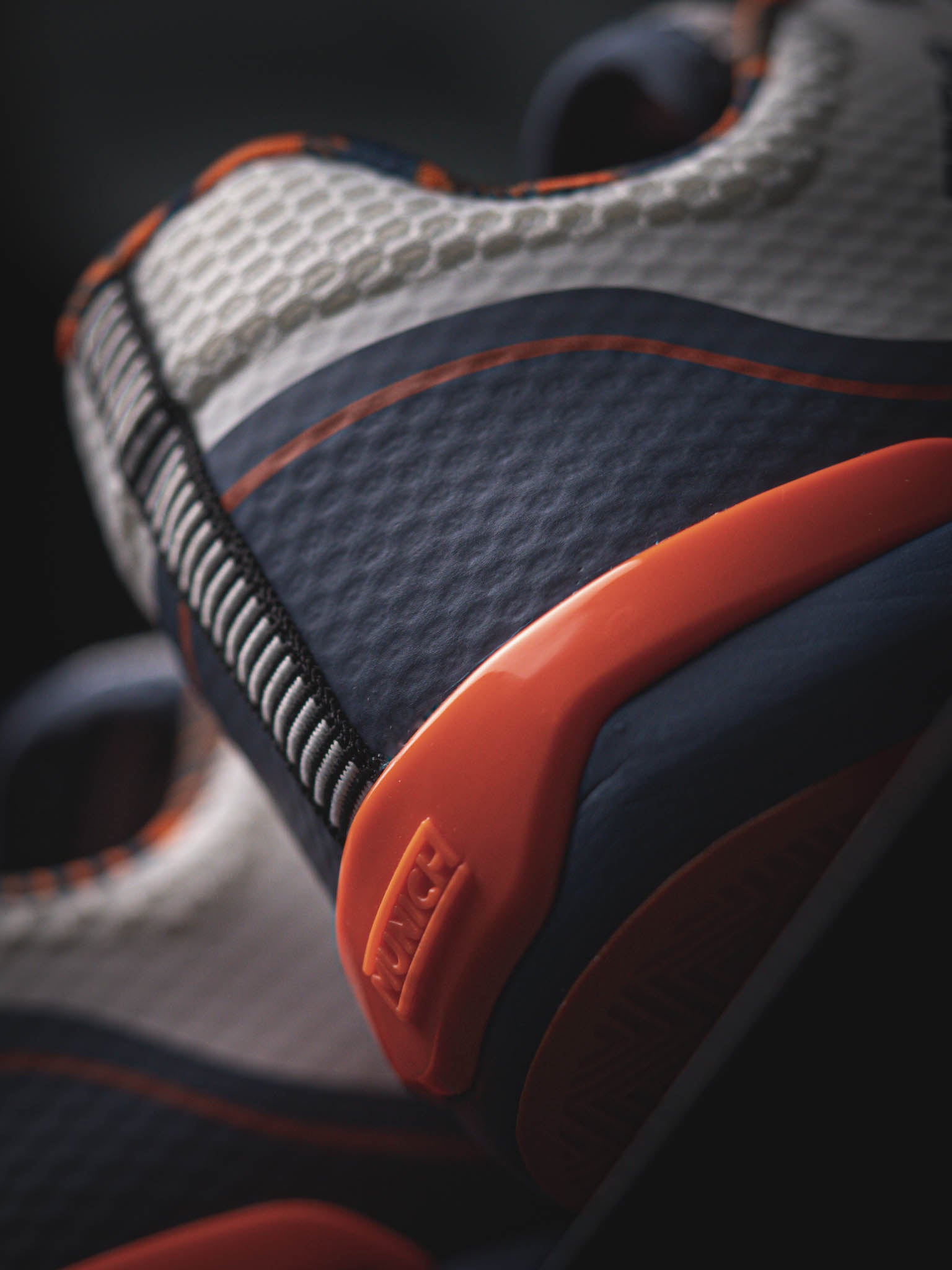 Prisma Blanco Naranja