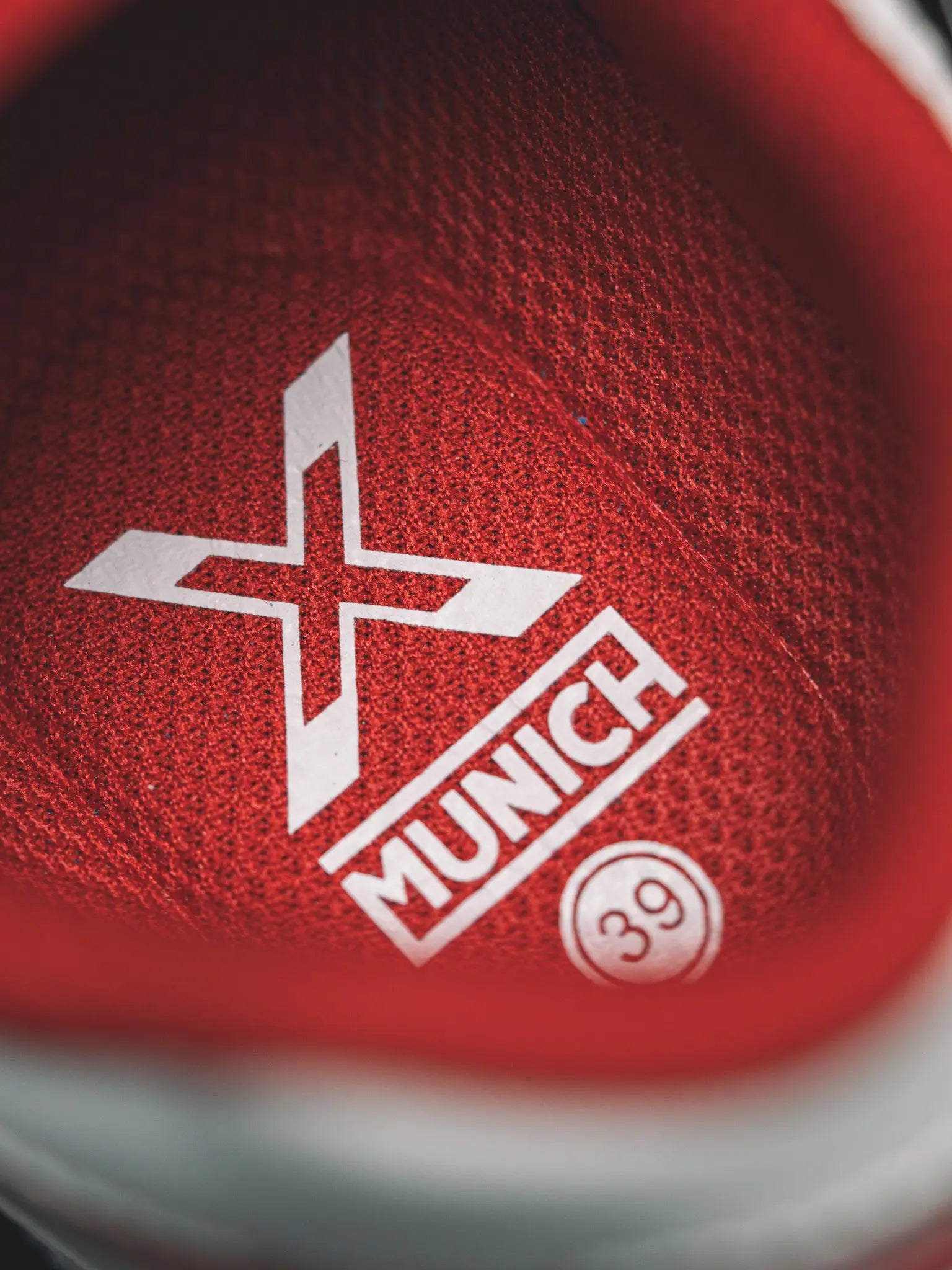 Continental V2 Blanco Rojo