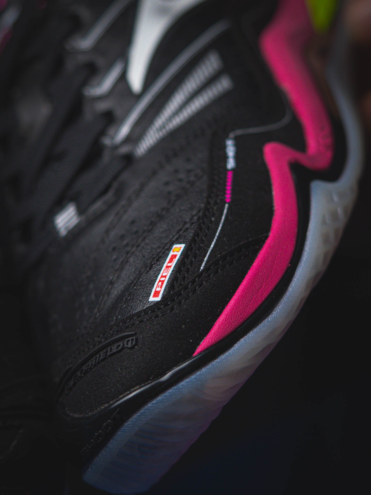 Top Flex Ultimate Negro Fucsia