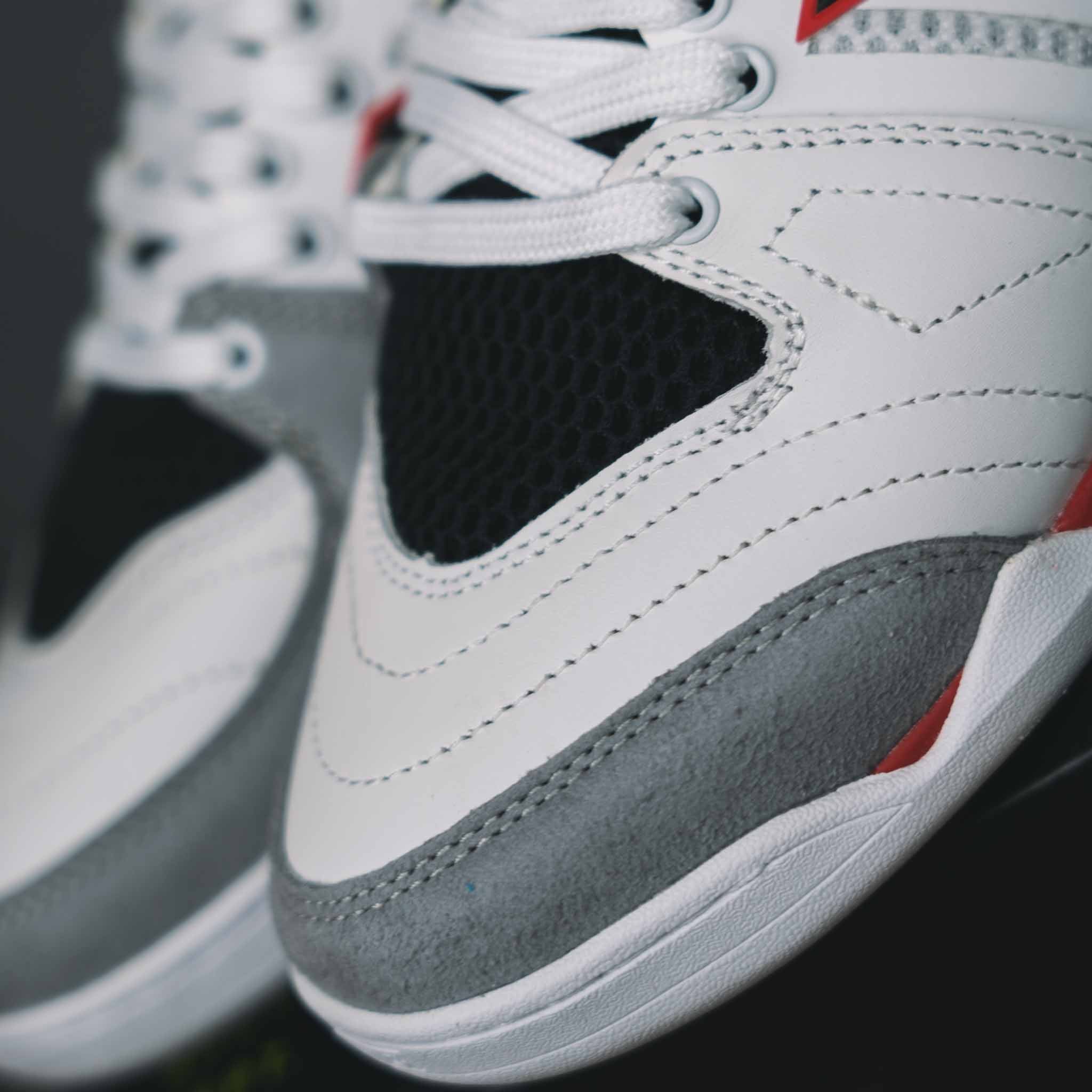 Prisma Blanco Rojo