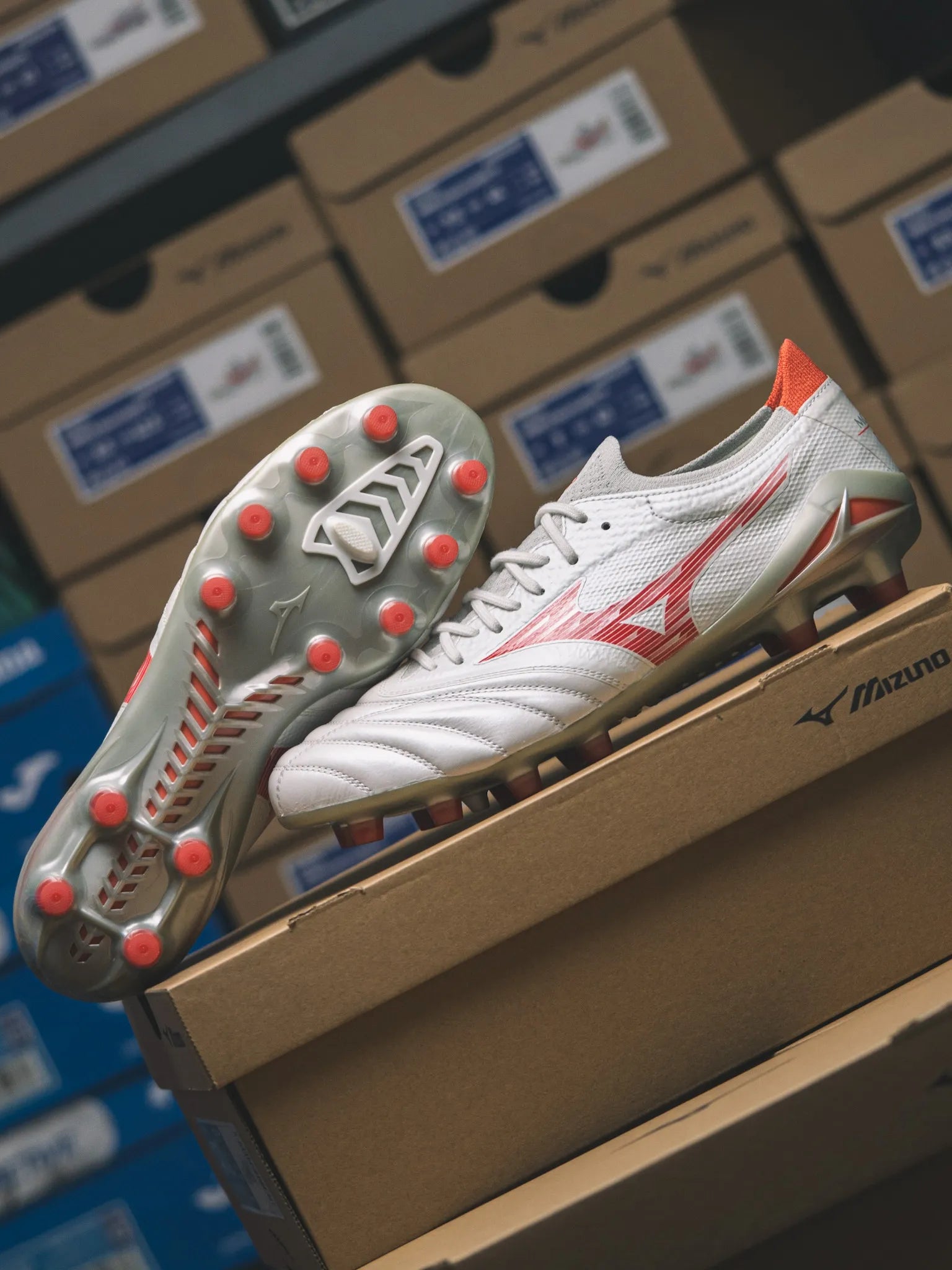 MORELIA NEO IV β ELITE
