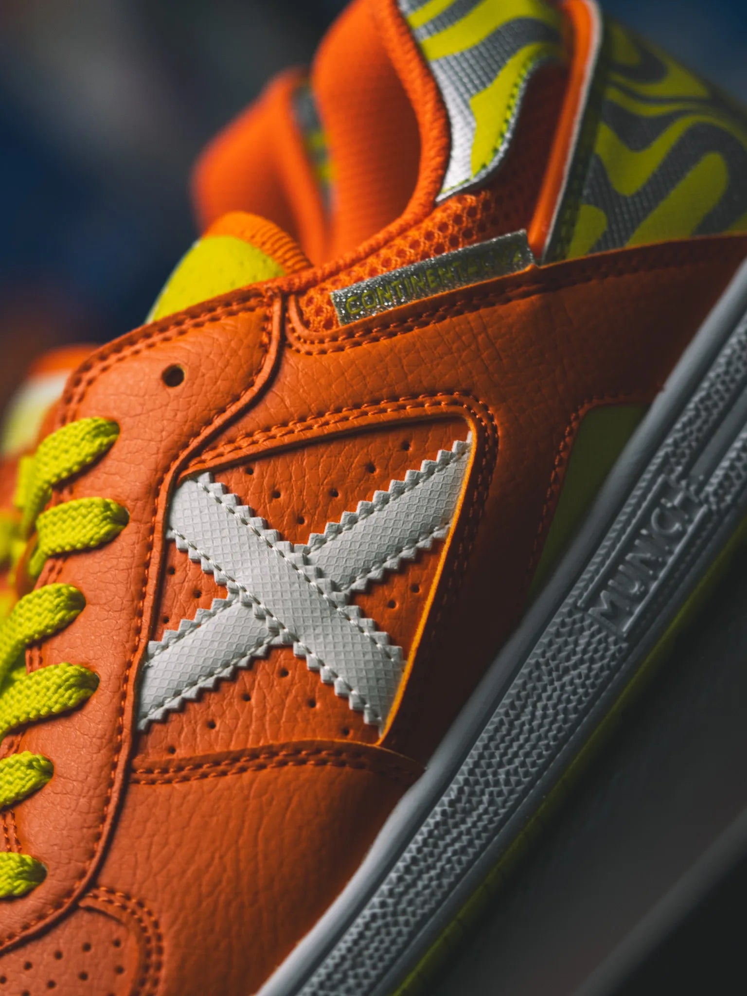 Continental V2 Naranja