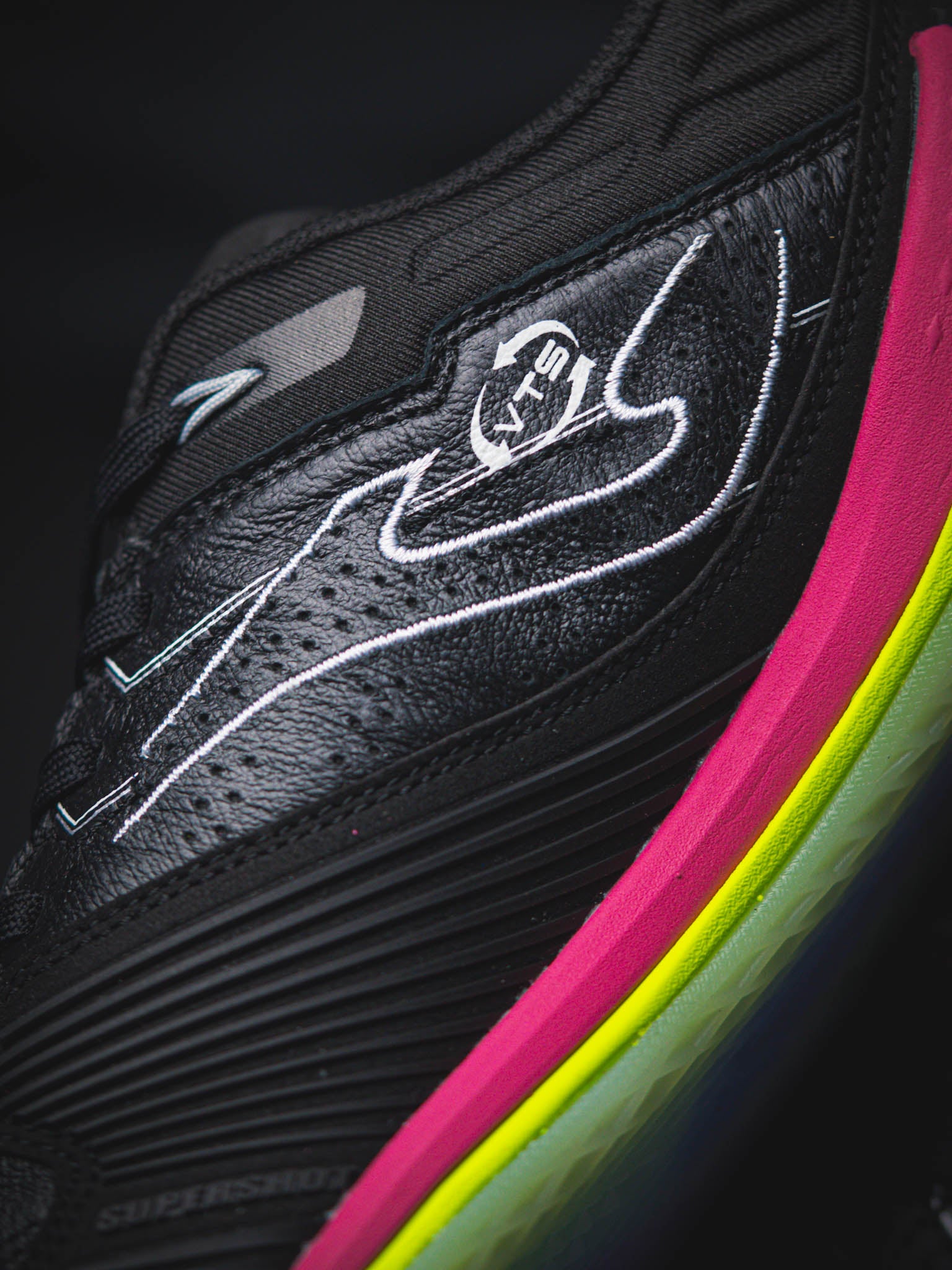 Top Flex Ultimate Negro Fucsia