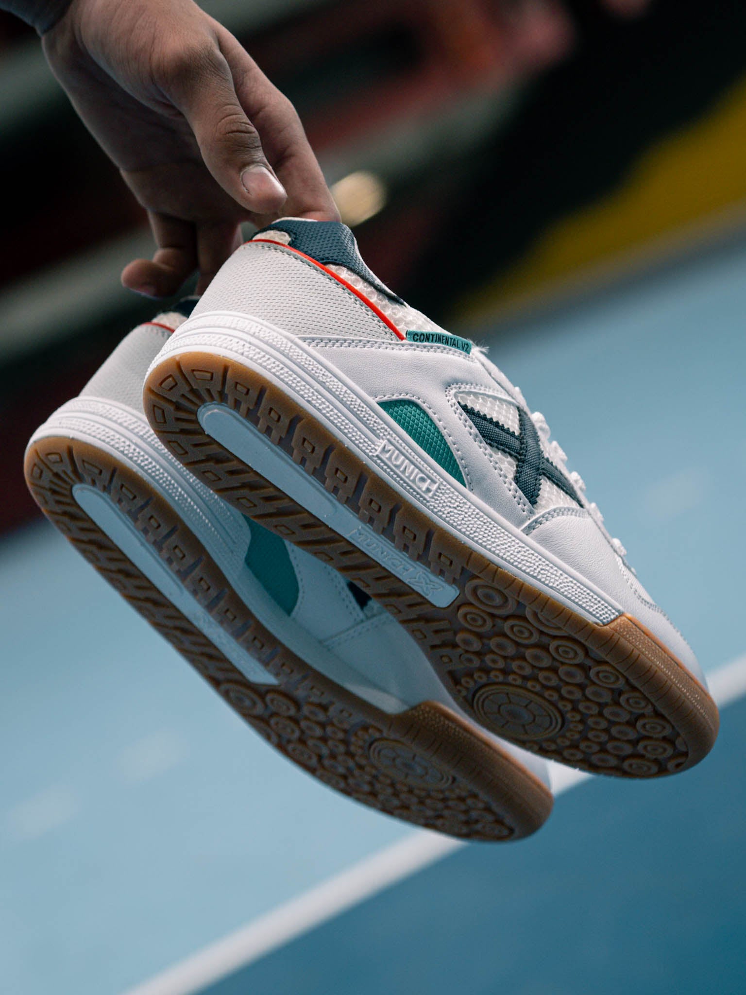 Continental V2 Blanco Azul