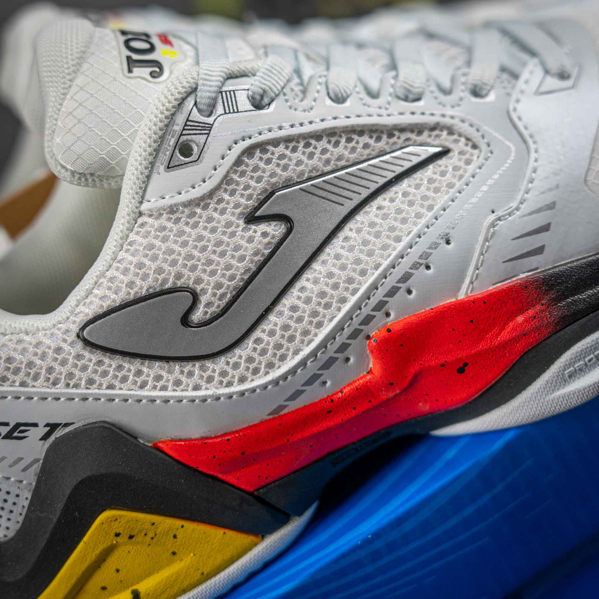 Set 2402 Blanco Rojo