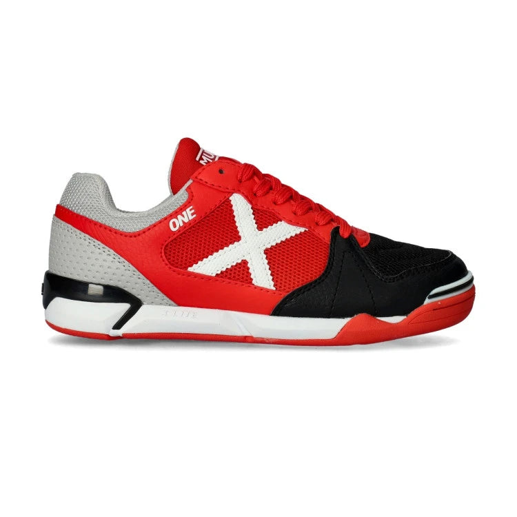 One Indoor Rojo Negro  niño